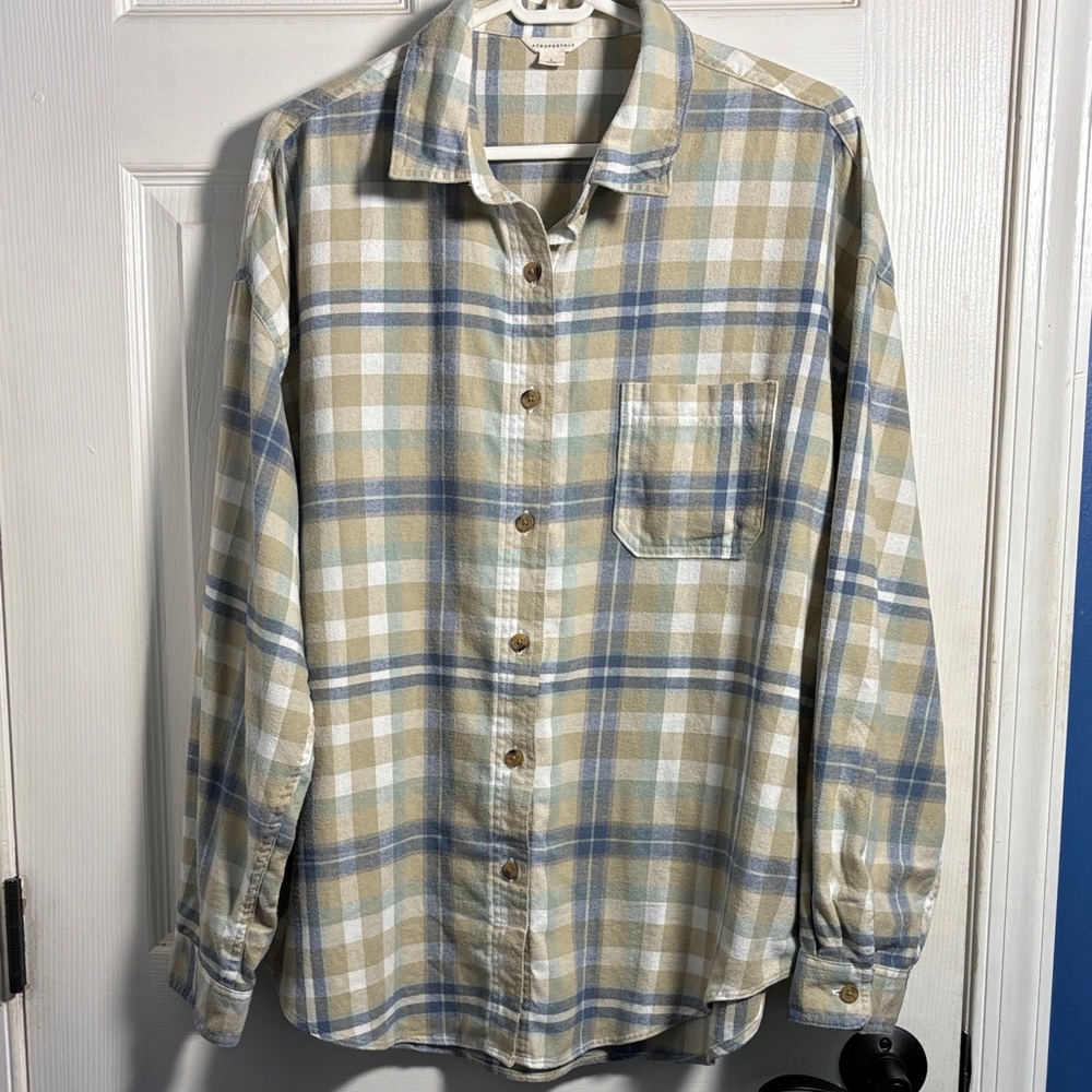 Aeropostale Women’s Plaid Oversized Flannel Shirt Large